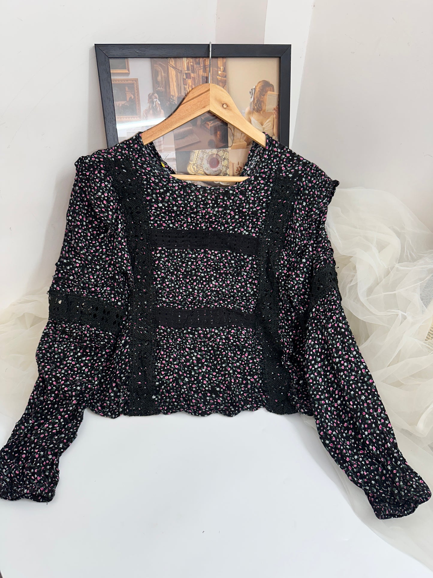 Black floral top
