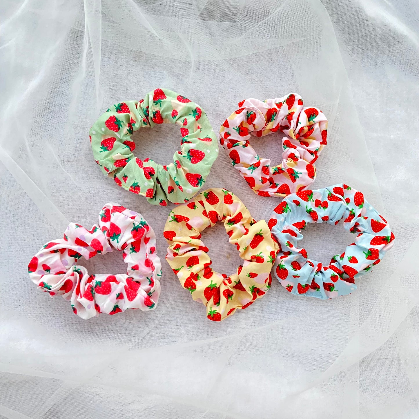 Strawberry Scrunchies (5)
